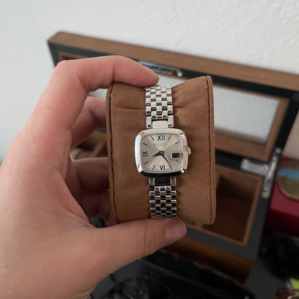 Gucci watch
